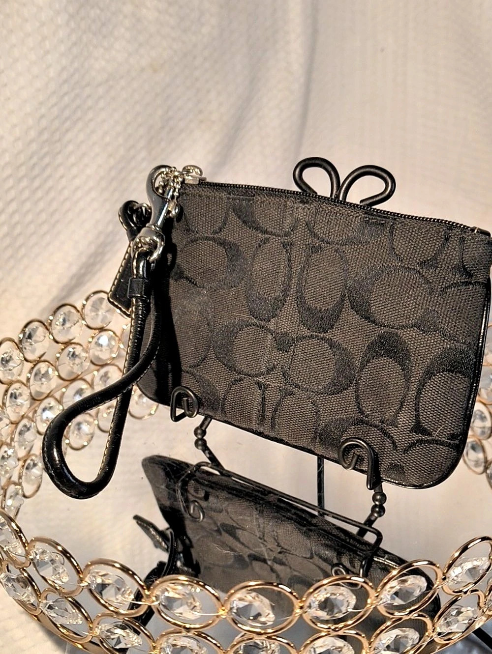 Coach Vintage Corner Zip Wristlet in Signature Canvas Black With Tag